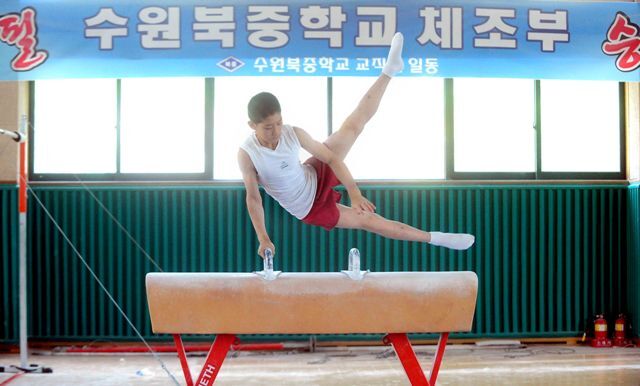 수원북중학교 체조부 (우리학교 최고) . 전형민기자 hmjeon@kyeonggi.com
