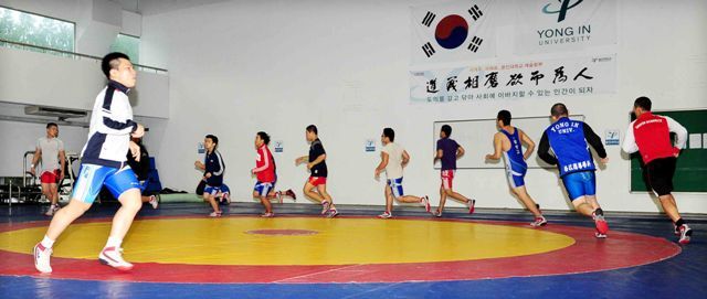 우리가 간다! 경성고등학교 레슬링부. 전형민기자 hmjeon@kyeonggi.com