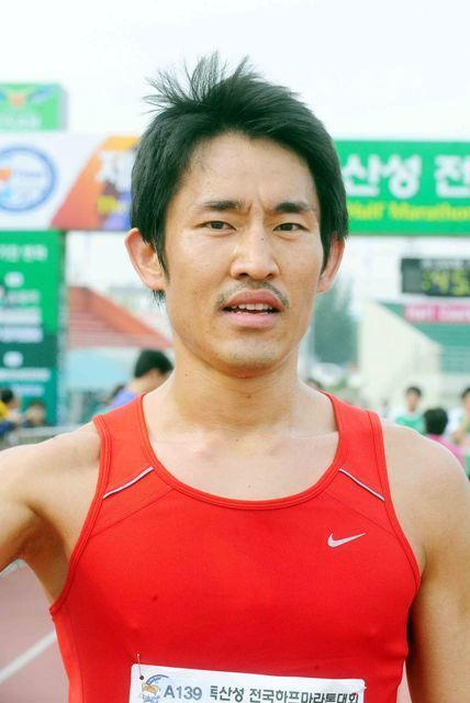 제9회 오산독산성전국하프마라톤대회  10km 남자 1위. 전형민기자 hmjeon@kyeonggi.com