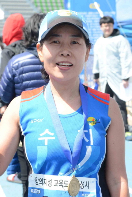 제11회경기마라톤대회  풀코스 여자 1위.특별취재반