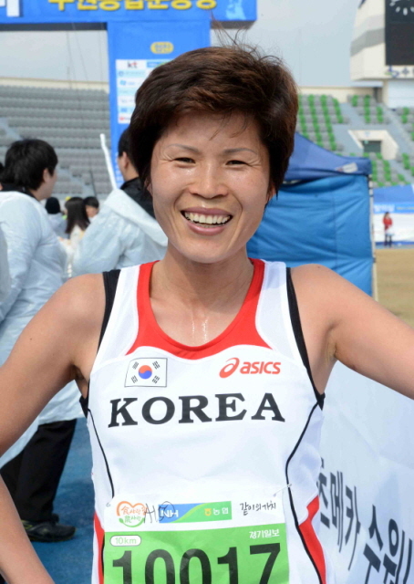 제11회경기마라톤대회  10km 여자 1위.특별취재반