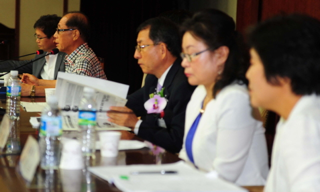 27일'미래사회변화와 한국 초중등교육의 발전방향' 인천교육포럼이 (사)인천아카데미 주최로 인천종합문예회관 국제회의실에서 열리고 있다..장용준기자 jyjun@kyeonggi.com