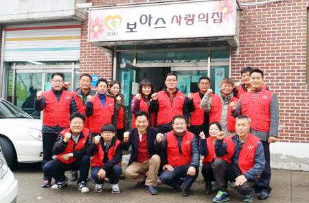 ▲ 한해를 마무리하는 연말연시 세원봉사단(단장 한기범)이 양주ㆍ동두천 사랑 실천운동을 펼쳤다.