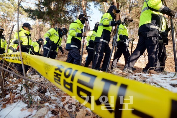 ▲ 수원 팔달산‘장기업는 토막시신’ 발견