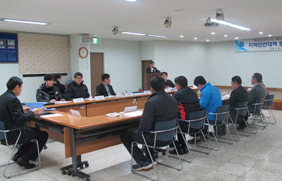 ▲ 군포소방서는 지난 10일 겨울철 화재예방과 각 기관 등과 정보를 공유하고 재난사고 예방 및 신속한 대응체계 구축 마련 등을 위해 지역안전대책 협의회를 개최했다고 밝혔다.