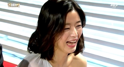 ▲ 사진= 2014 SBS 연기 대상 전지현, '2014 SBS 연기대상' 방송 캡처