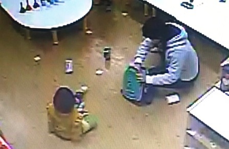 ▲ 인천 연수구 어린이집 폭행 CCTV 화면 캡처