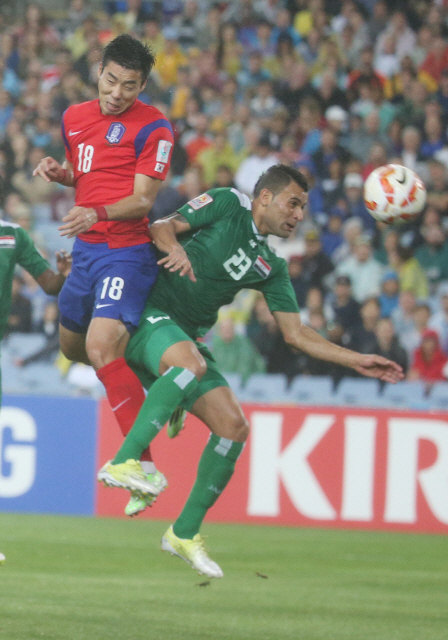 26일 호주 시드니의 스타디움 오스트레일리아에서 열린 2015 AFC 아시안컵 준결승 한국 대 이라크 경기.이정협이 선제골을 넣고 환호하고 있다.연합뉴스