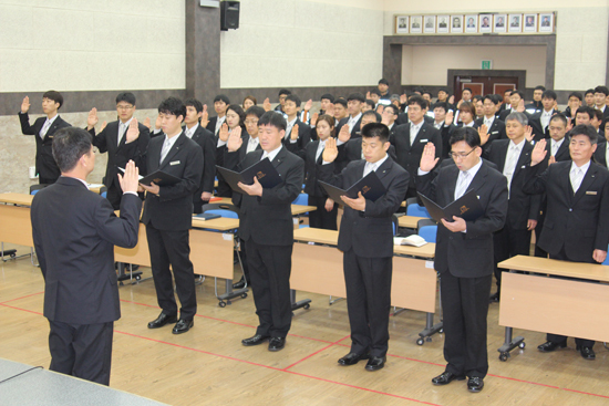 ▲ 부천소방서는 3일 대회의실에서 ‘청렴은 실천, 음주운전은 멀리, 안전사고는 제로’라는 캐치프레이즈 내걸고 안전사고 방지를 위한 직장교육을 실시했다.