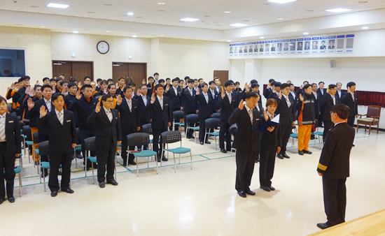 ▲ 광명소방서(서장 김권운)는 지난 6일 대회의실에서 전 직원이 참가한 가운데 반부패청렴·무사고 365일 실천 결의대회 및 직장교육훈련을 실시했다.