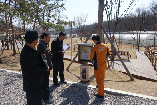 ▲ 광명소방서(서장 김권운)는 23일 강화도 캠핑장 화재와 관련, 관내 도덕산 캠핑장에 대한 특별 소방안전점검을 실시했다.