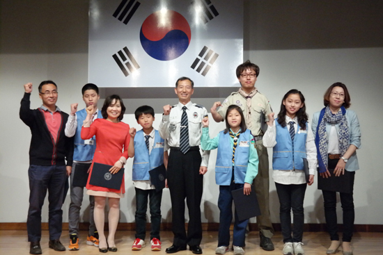 ▲ 화성서부경찰서(총경 이석권)는 7일 오후 2015년도 명예경찰소년단 위촉식을 개최하였다.