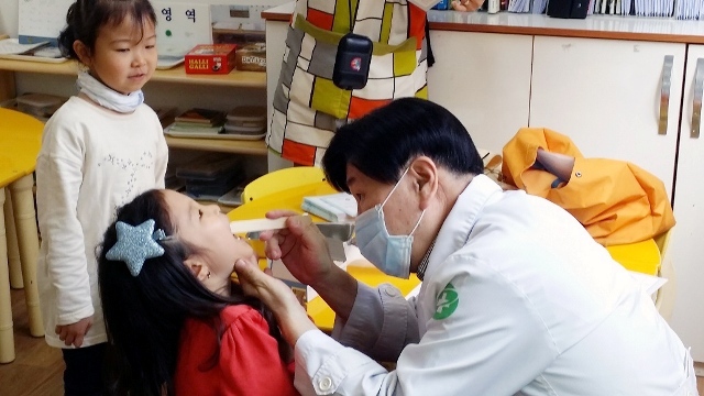 ▲ 취학 전 아동 방문 구강보건교육