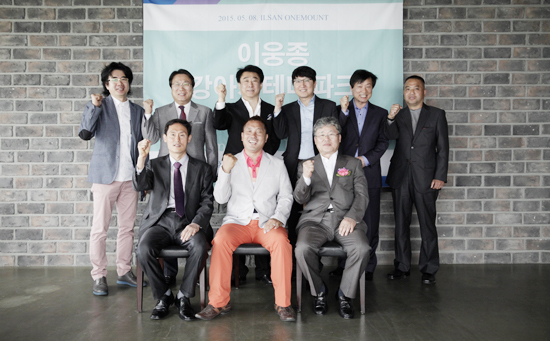 ▲ 복합문화공간 원마운트(대표 석준호)가 신규 애견 테마파크 시설 ‘이웅종 강아지 테마파크’ 오픈을 위한 협약식을 개최했다고 12일 밝혔다.