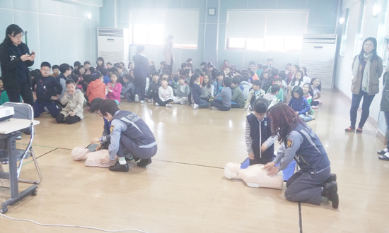 ▲ 군포소방서는 지난 5일 여성의용소방대를 심폐소생술 전문성을 갖추도록 교육을 통해 시민의 안전을 지키는 119수호천사로 거듭난다고 밝혔다.