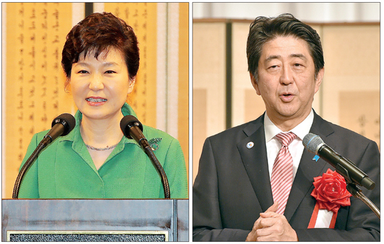 ▲ 대통령과 아베 신조 일본 총리가 22일 서울과 도쿄에서 각각 열린 한일국교정상화 50주년 기념행사에 교차 참석해 “한일 양국이 힘을 합쳐 새로운 미래를 만들어 가자”고 밝히고 있다. 연합뉴스