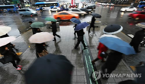 ▲ 사진= 오늘 날씨, 오늘 중복, 12호 태풍 할롤라. 연합뉴스
