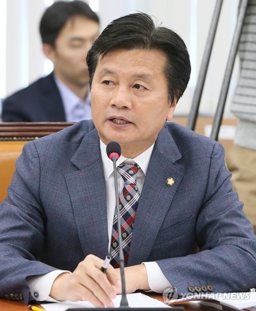 ▲ 사진=심학봉 새누리당 탈당, 연합뉴스