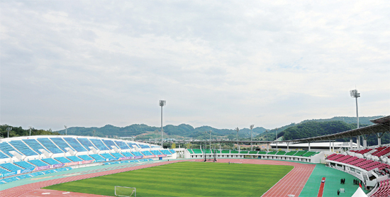 ▲ 2015 문경 세계군인체육대회 개막을 앞둔 경상북도 문경시 국군체육부대 내 주경기장
