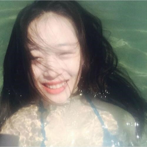 ▲ 최자 연인 설리(사진=설리 SNS)