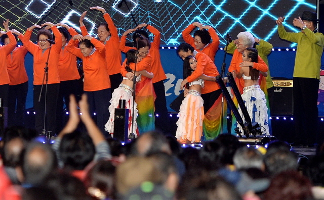 크기변환_3면 20151018 소래포구 축제JYJ_0807.jpg