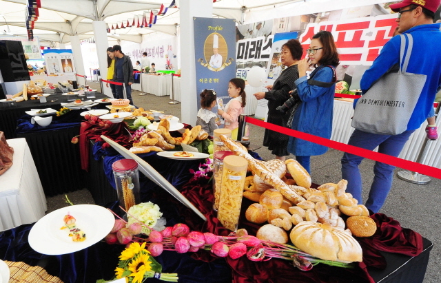 크기변환_7면 20151018 인천음식문화박람회JUN_0775.jpg