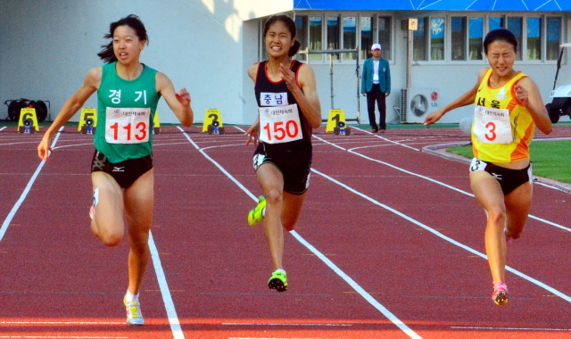 크기변환_육상100m결승 전151018 (2).jpg