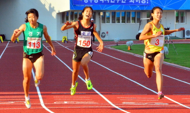 크기변환_육상100m결승 전151018 (4).jpg
