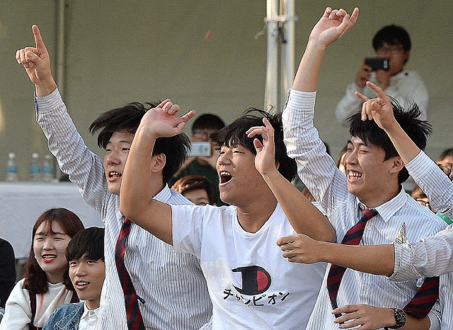 크기변환_1면 20151017 인천시청소년문화대축제 락 페스티벌JYJ_0674.jpg