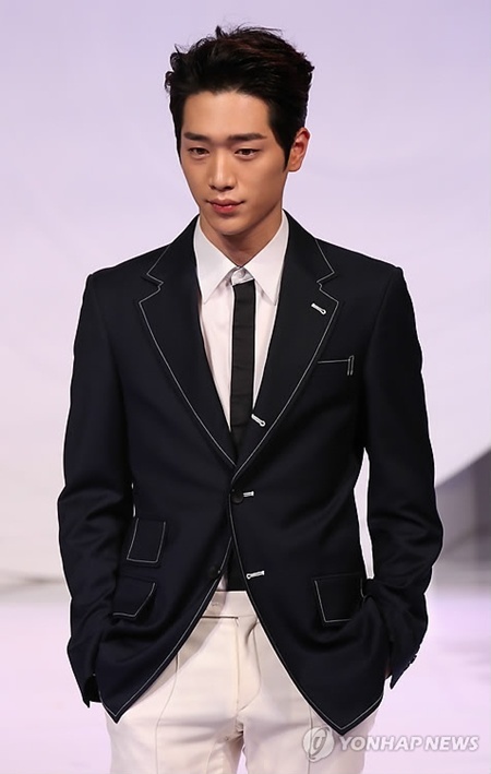 서강준1.jpg