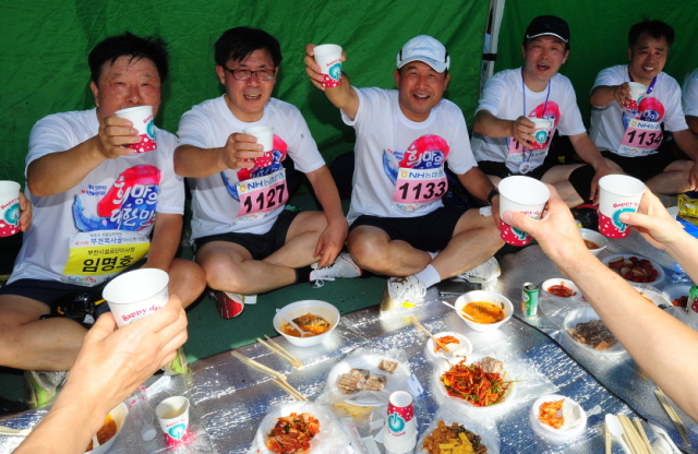 크기변환_제10회 부천 복사골 마라톤대회 완주 자축 부천시청 마라톤 동호회 JUN_1757.jpg