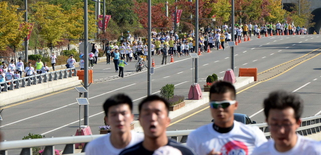 크기변환_제10회 부천 복사골 마라톤대회JYJ_2598.jpg