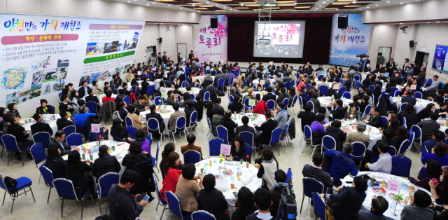 크기변환_1면 20151110 인천시 애인 토론회 JUN_2926.jpg