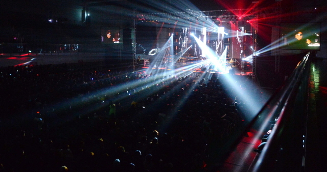 크기변환_1면 20151226 부활 송년 콘서트JYJ_5127.jpg