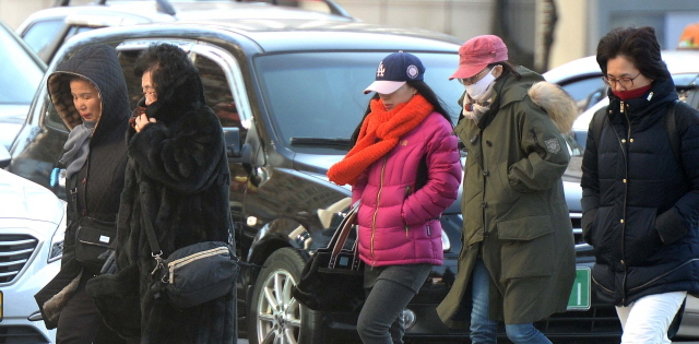 크기변환_1면 20151228  한파 스케치 JYJ_6127.jpg