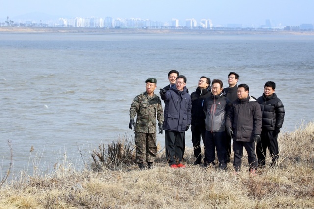 ▲ 홍철호 의원 한강하구 현장실사1