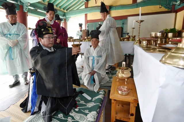 ▲ 광주시, 광주향교 춘기석전(春期釋奠) 및 남한산성 숭열전 제향 거행