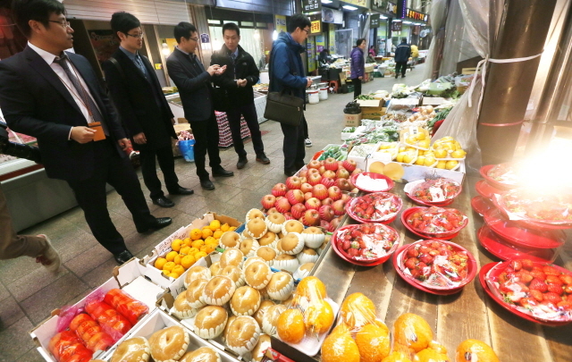 크기변환_20160329 통일부 북한 원산지 위장 수입 점검 JUN 1776.jpg