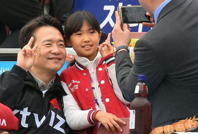 크기변환_(서포터즈)남경필경기지사 오 160409 (2).jpg