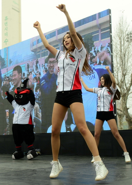 크기변환_w kt wiz서포터즈 범160409  (6).jpg