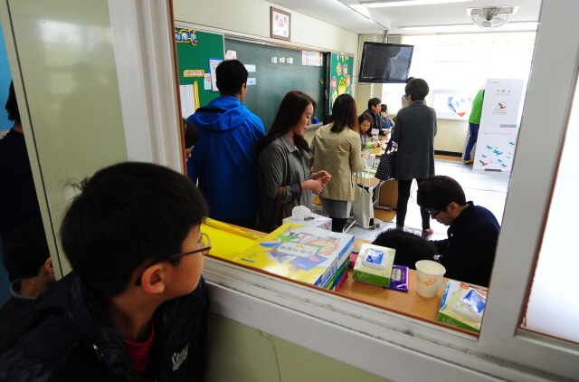 크기변환_20160413 20대 4,13총선 투표  JUN_6420.jpg