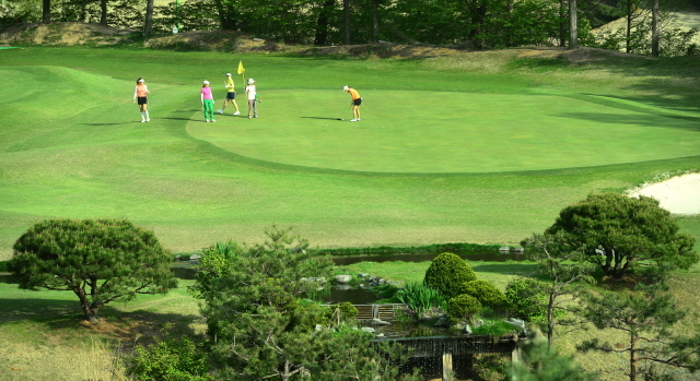 크기변환_w2016 경제인골프대회 범160425 (1).jpg