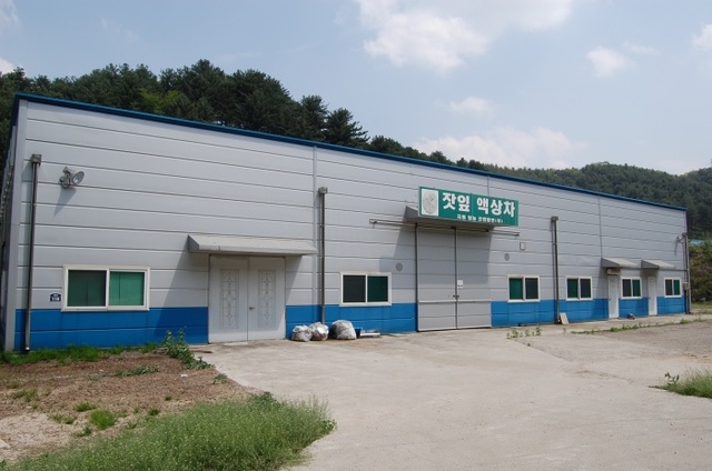 ▲ 6억원의 예산을 들인 액상차공장 문이 2년째 굳게 닫혀있다.