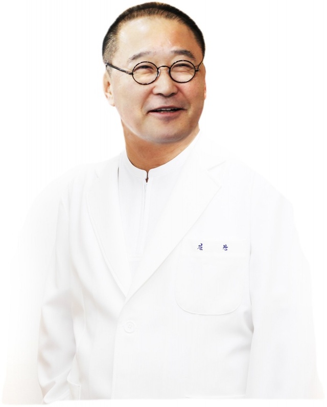 ▲ 김찬병원 김찬 원장