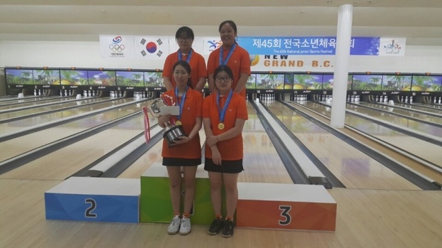 ▲ 뒷줄 왼쪽부터 시계방향으로 조수진, 박민서, 최아영, 김단비.
