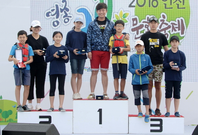 크기변환_화보 20160604 영종그린문화축제 딩기요트대회 시상식 JYJ_8888.jpg