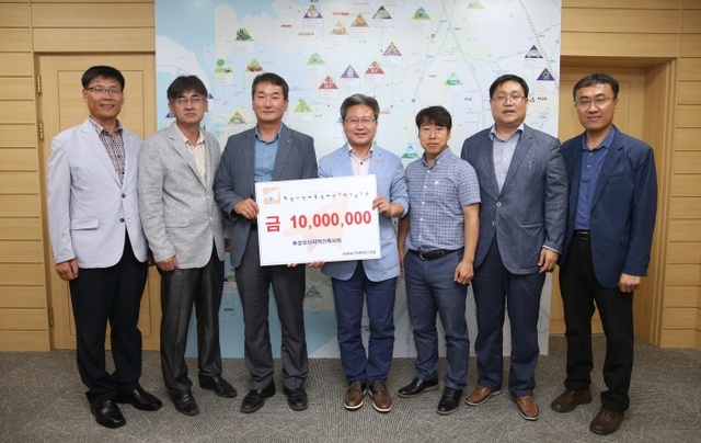 ▲ 02.화성오산 지역건축사회 장학금 전달