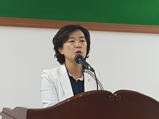 ▲ 홍춘의 시의원