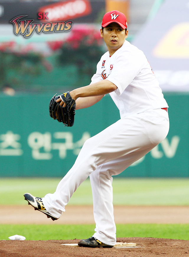 ▲ 윤희상 SK 와이번스 제공