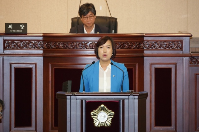 ▲ 안산-부의장에 당선된 김진희 의원
